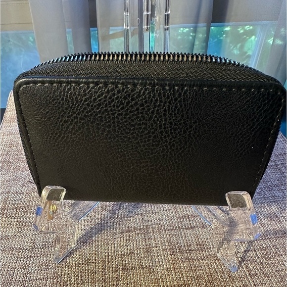 Black 3/4 length Faux Leather Wallet with Zipper - Picture 1 of 8